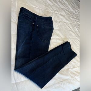 DL1961 Women's Deep Indigo Skinny/ cigarette Jeans size 27
